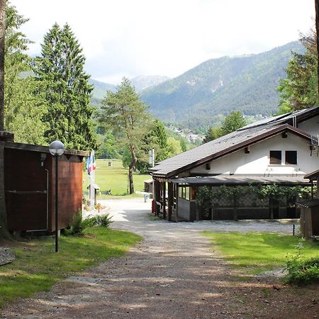 Camping La Pineta Санта-Мария-Маджоре Экстерьер фото